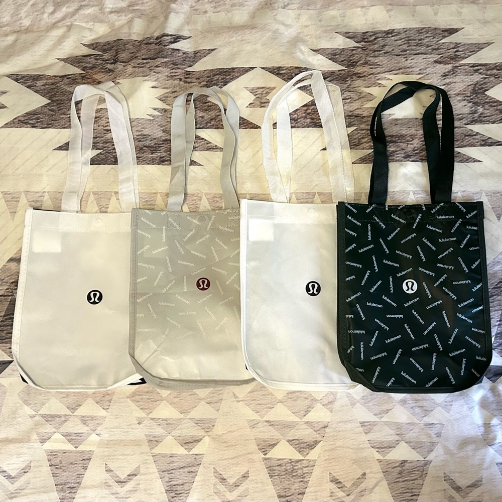 FOUR Lululemon Reusable Shopping Bags
